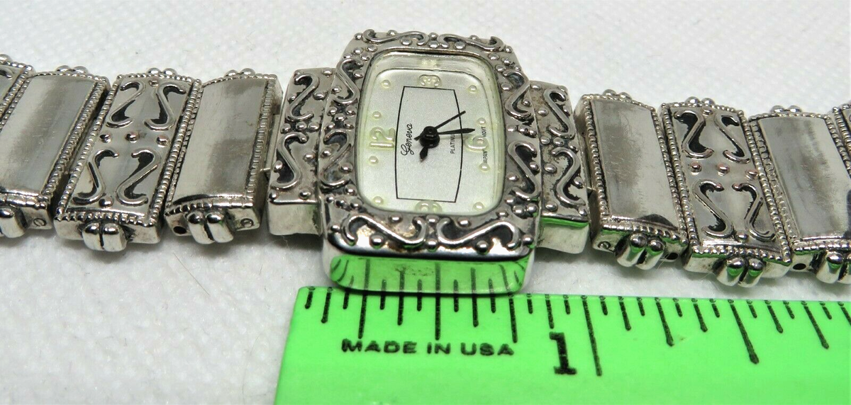 Vintage Geneva D7578 Ladies Quartz Wrist Watch Japan