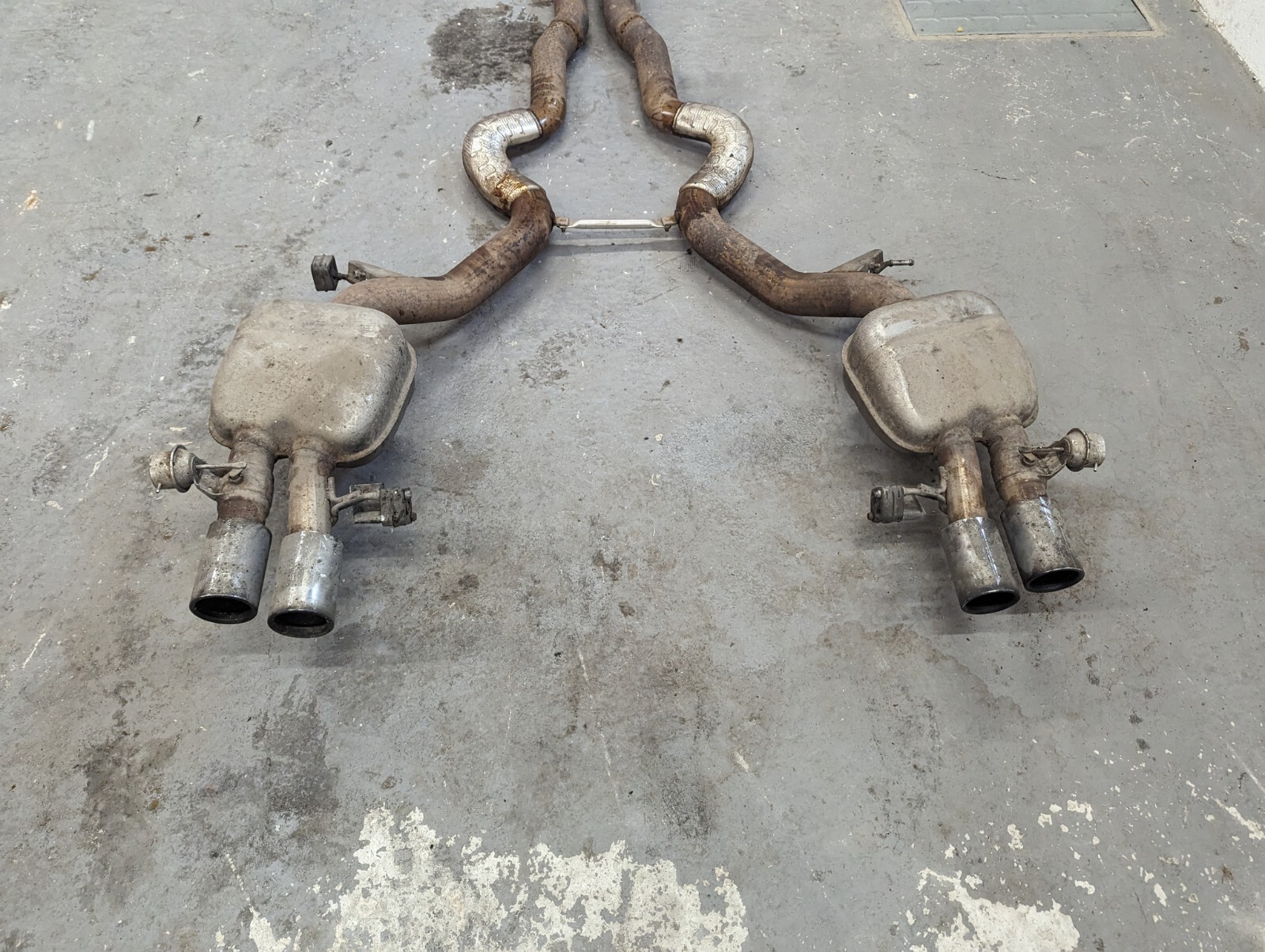 BMW F10 M5 Exhaust X Pipe Backboxes 2011 - 2016 4.4L V8 Exhaust System ...