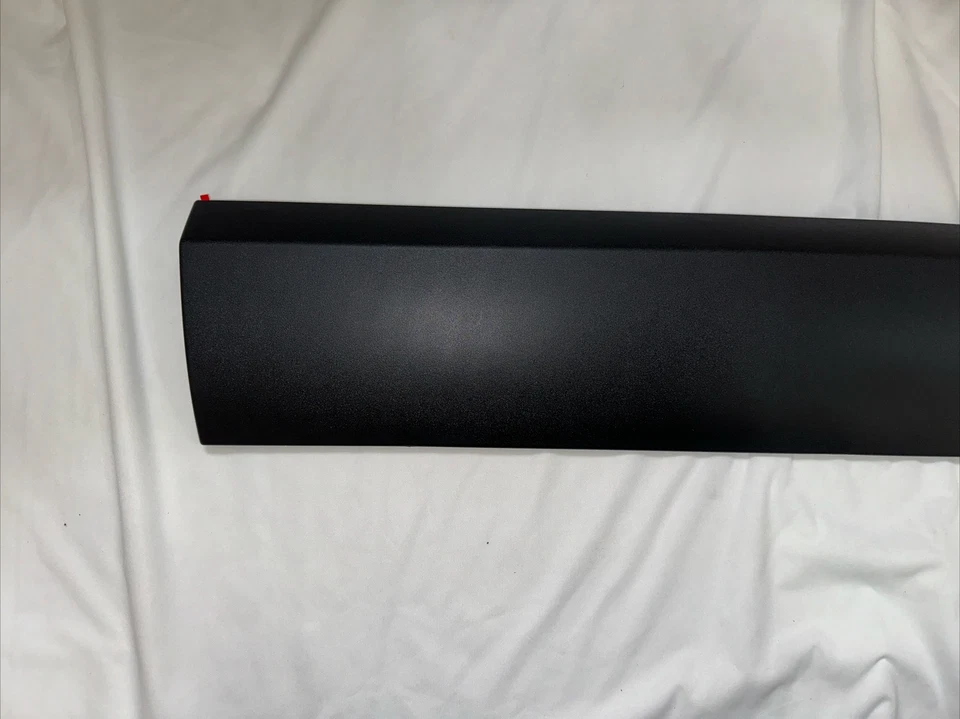 15-21 JEEP RENEGADE 前门身体侧成型原始设备制造商拖把 5VX84LXHAA 全新 — 第 2/4 张图片