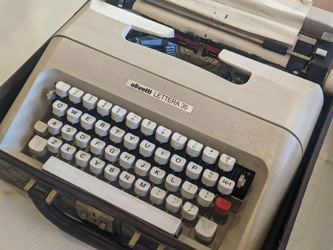 Olivetti Lettera 35 With Old Carrying Case Typewriter Antique Made in Spain