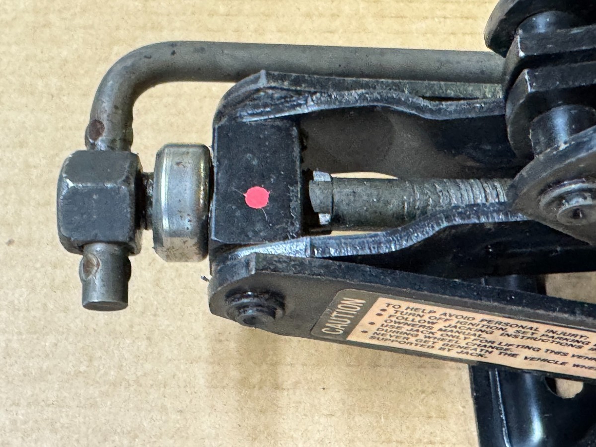 JACKFord vintage Genuine Parts ヴィンテージ 87-93 Ford Mustang Factory Scissor Jack Spare Tire Jack Set OEM