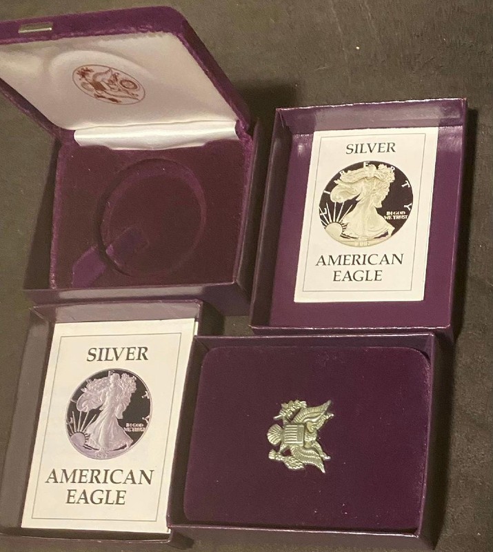 2  Silver Eagle Proof Boxes, VELVET CASE, No CAPSULEs, NO COINS.  1987 &1988-COA