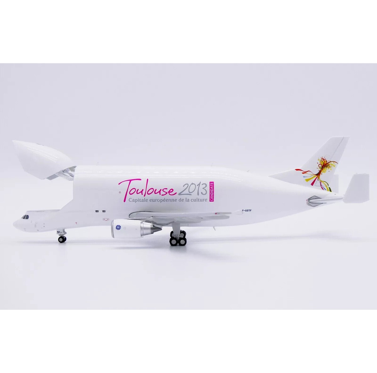 AIRBUS A300-600ST ベルーガ 1/400 AIRBUS A300-600ST BELUGA AIRCRAFT 