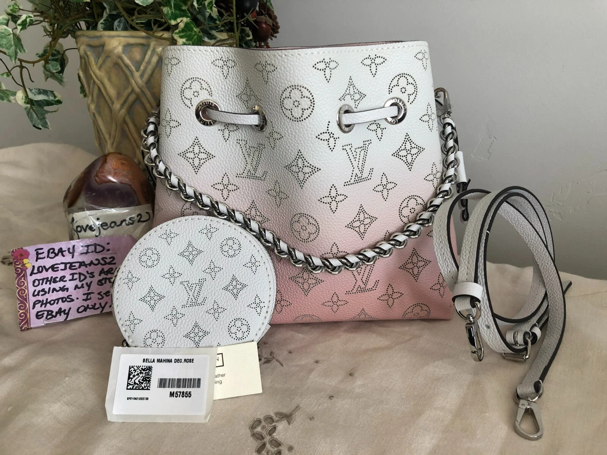 Does anyone love a discontinued LV bag as much as me? The latest