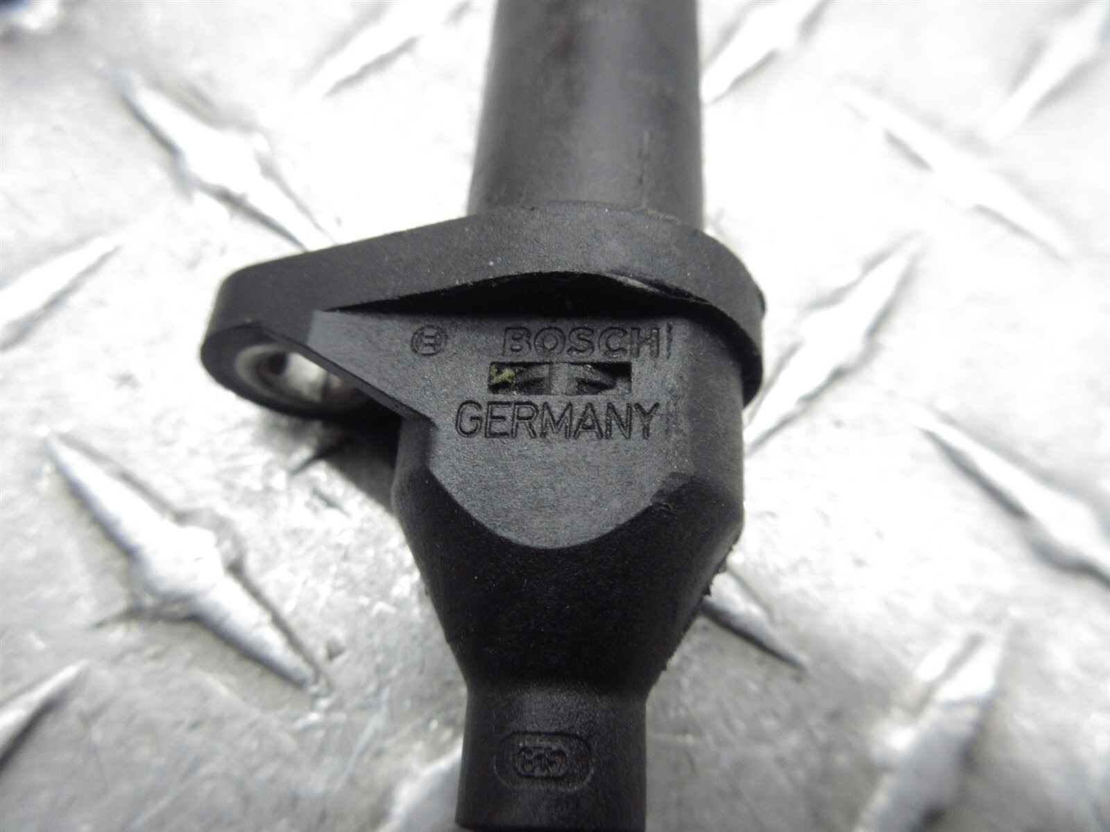2008 Ferrari F430 Spider Bosch Crankshaft Crank Position Engine RPM Rev Sensor