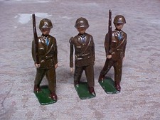 BRITAINS SOLDIER FIGURES diecast METAL