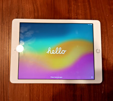 Apple iPad 6th Gen - WiFi - 32GB - Fully Reset and Unlocked