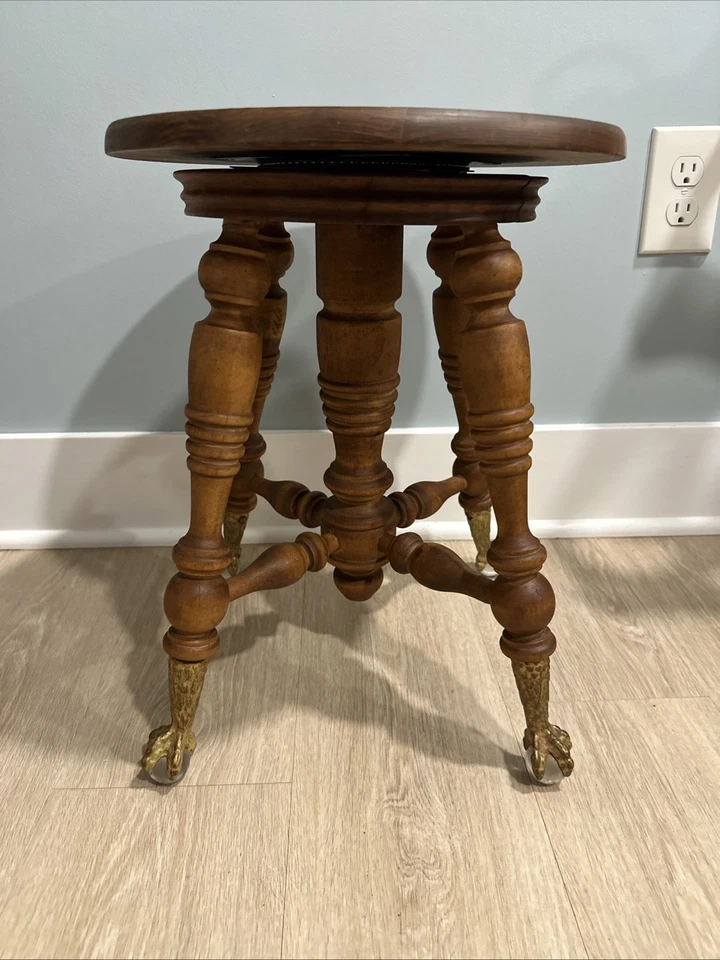 Taburete de piano de madera antiguo decorativo soporte para plantas con bolas de vidrio y patas de garra Foto 2 de 4
