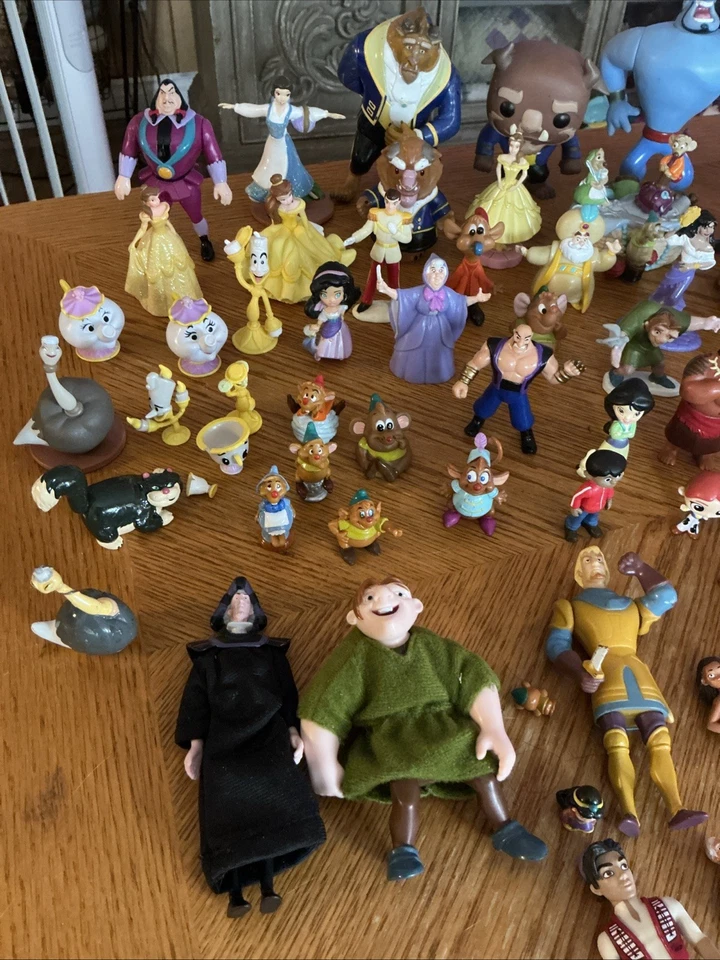 Large Lot of Disney Toy Figures Assortment of Characters Modern & Vintage - Image 4 of 4