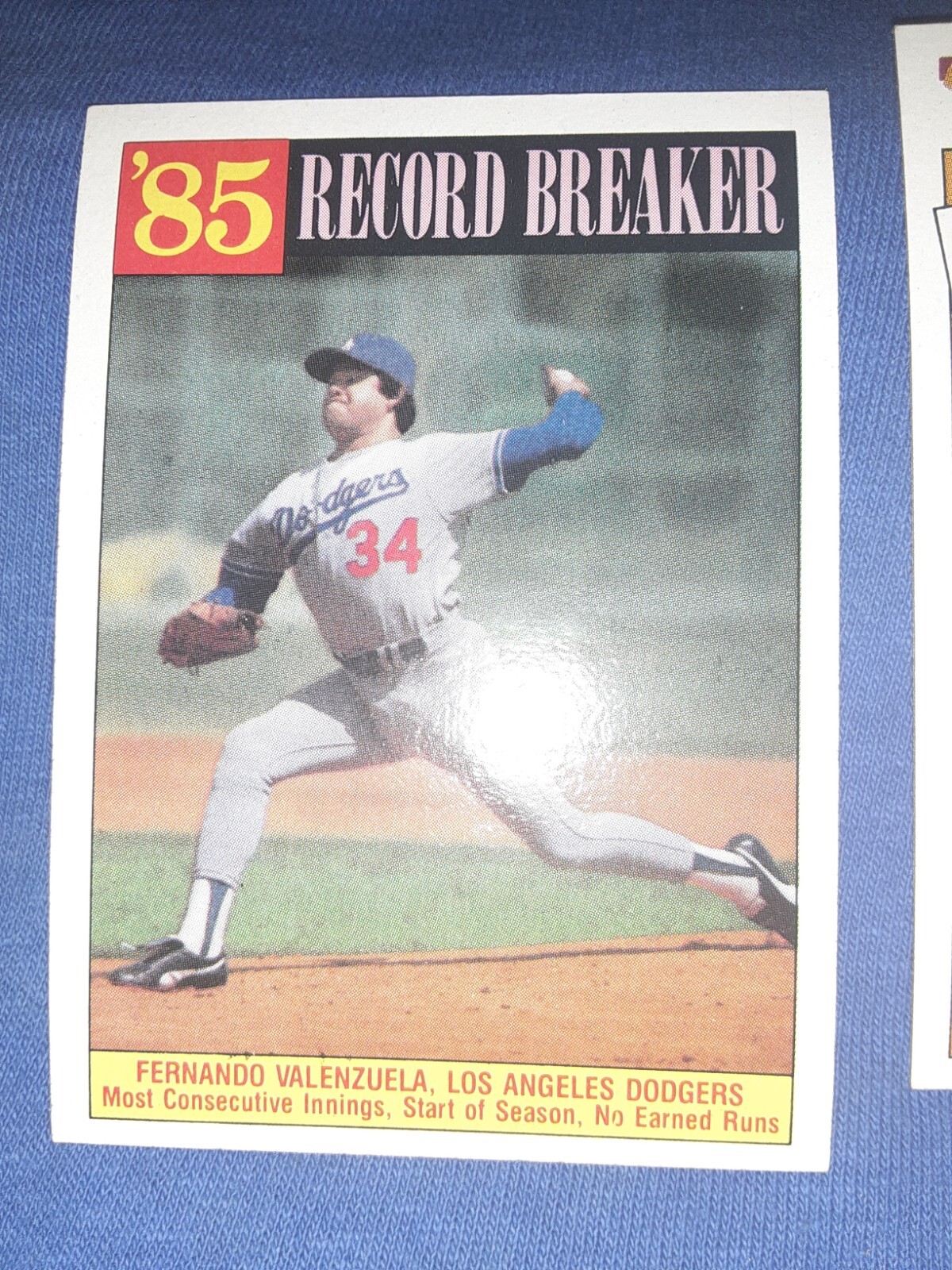 1986 Topps #207 Fernando Valenzuela '85 Record Breaker Los Angeles Dodgers