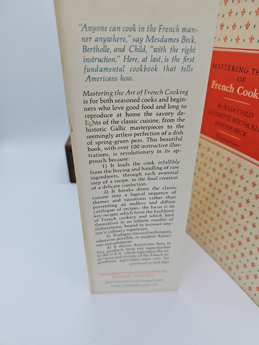 Julia Child ~ Mastering the Art of French Cooking ~ Volume One 1973 - Picture 6 of 20
