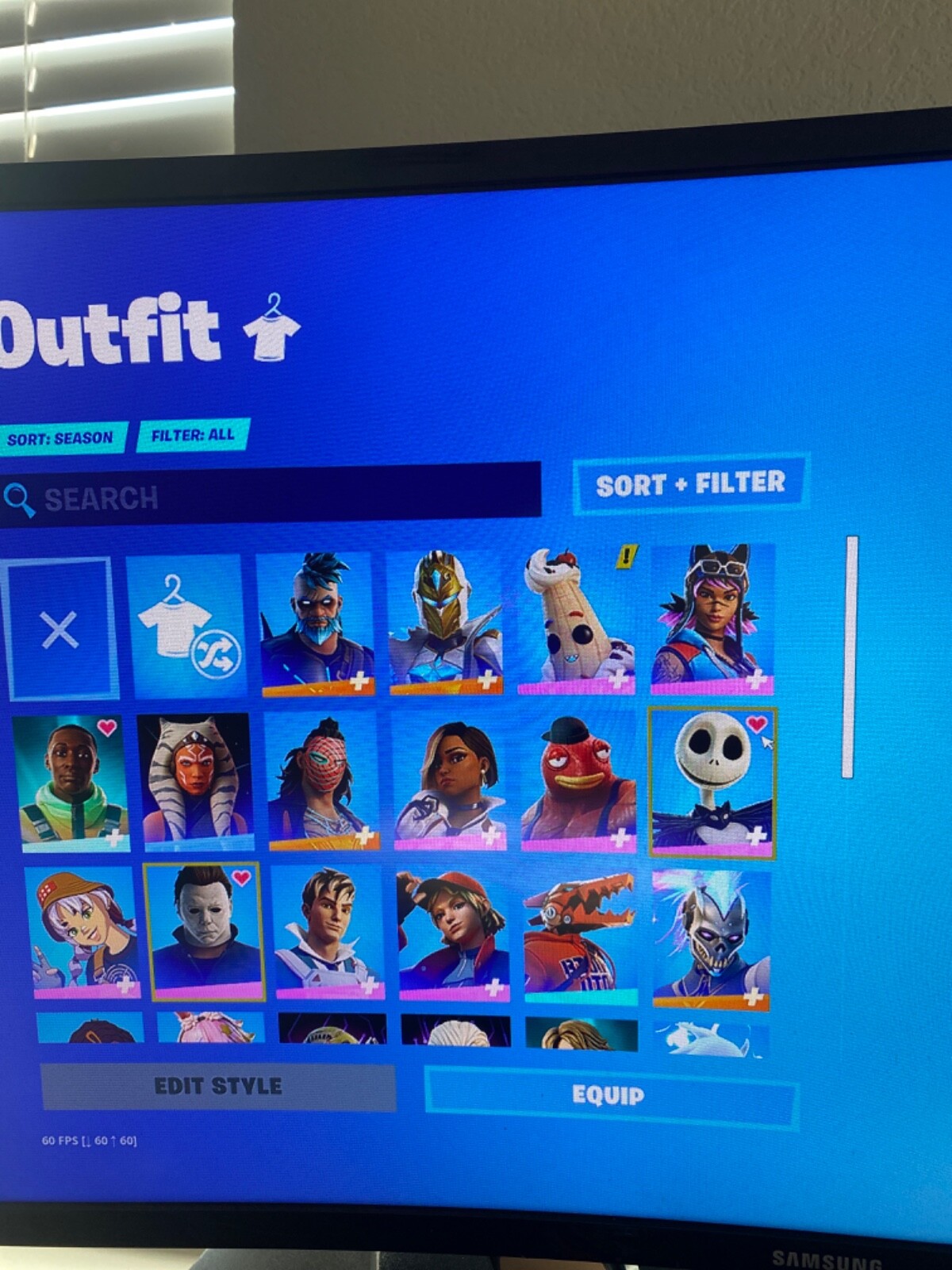Fornite skins 100+ Skins DON’T BUY ON EBAY! DM ME! Cash app 6822688522