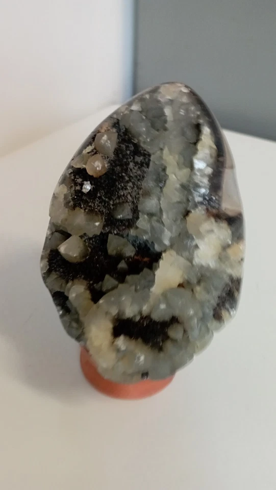 450g  OEUF EN  SEPTARIA  SAUVAGE Madagascar Massage Lithothérapie pierre  - Photo 2/4