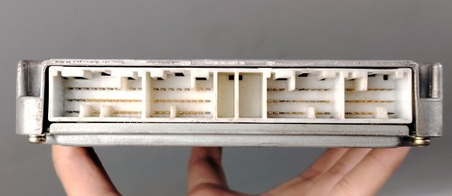 03 HINO DUTRO DYNA XZU301 S05D M/T ENGINE CONTROL MODULE UNIT ECU ECM 8956137160 - Picture 6 of 22