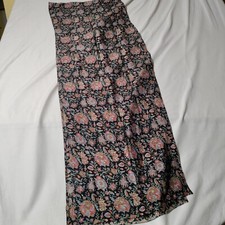 Stole Dupatta Black with White Blue Red floral Approx. 16" x 92" - Unbranded