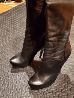 Basic Editions tight knee black leather US size 7 fit like 8 /Eur size 37 (269$)