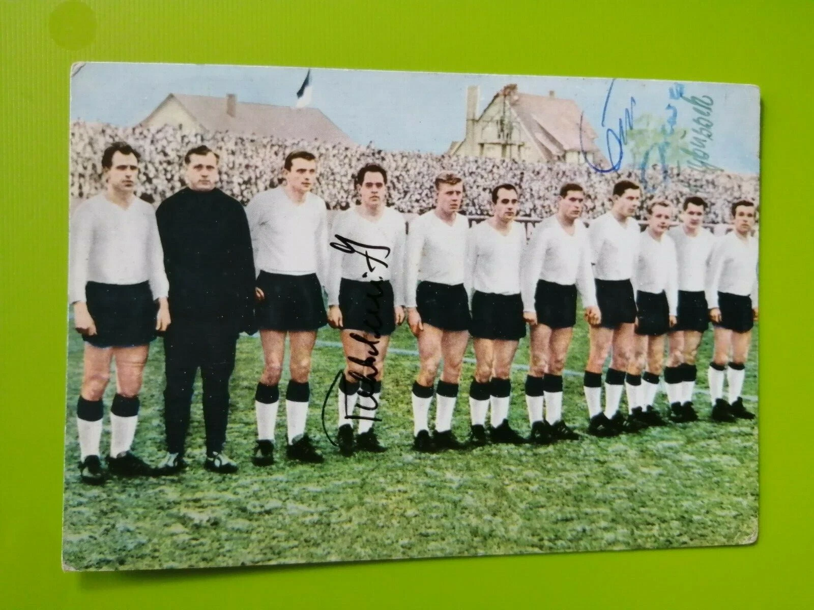 Bild 1 von 2