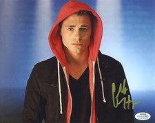 Colton Haynes Arrow Autographed Signed 8x10 Photo ACOA