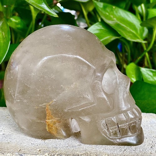 1.68LB Natural Tea crystal Quartz hand Carved skull crystal Reiki healing - 第 3/12 張圖片