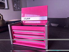 Snap-on Pink Mini Micro Tool Box 3 Drawer Top Chest Metal Toolbox Collectible Snap-on Pink Mini Micro Tool Box 3 Drawer Top Chest Metal Toolbox Collectible