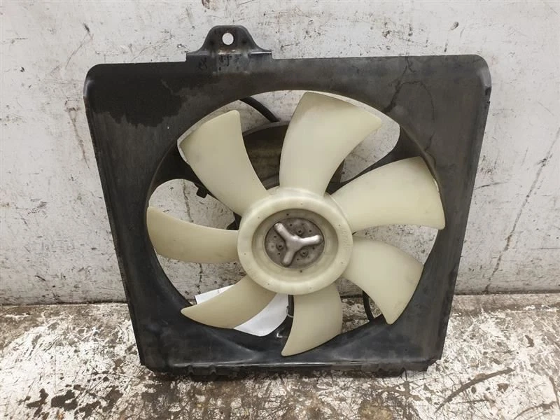 Conjunto de ventilador de radiador derecho pasajero motor se adapta a 01-05 RAV4 16361-28070 Foto 2 de 4