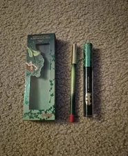 MAKEUP REVOLUTION POISON IVY LIP KIT LUCKY KISS