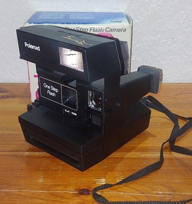 Polaroid OneStep Flash, klassische Sofortbildkamera Jahr 1980,Polaroid 600 Film