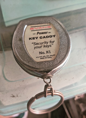 Vintage Evans Power Key Caddy Retractable Cable Keychains USA-No K1- USA