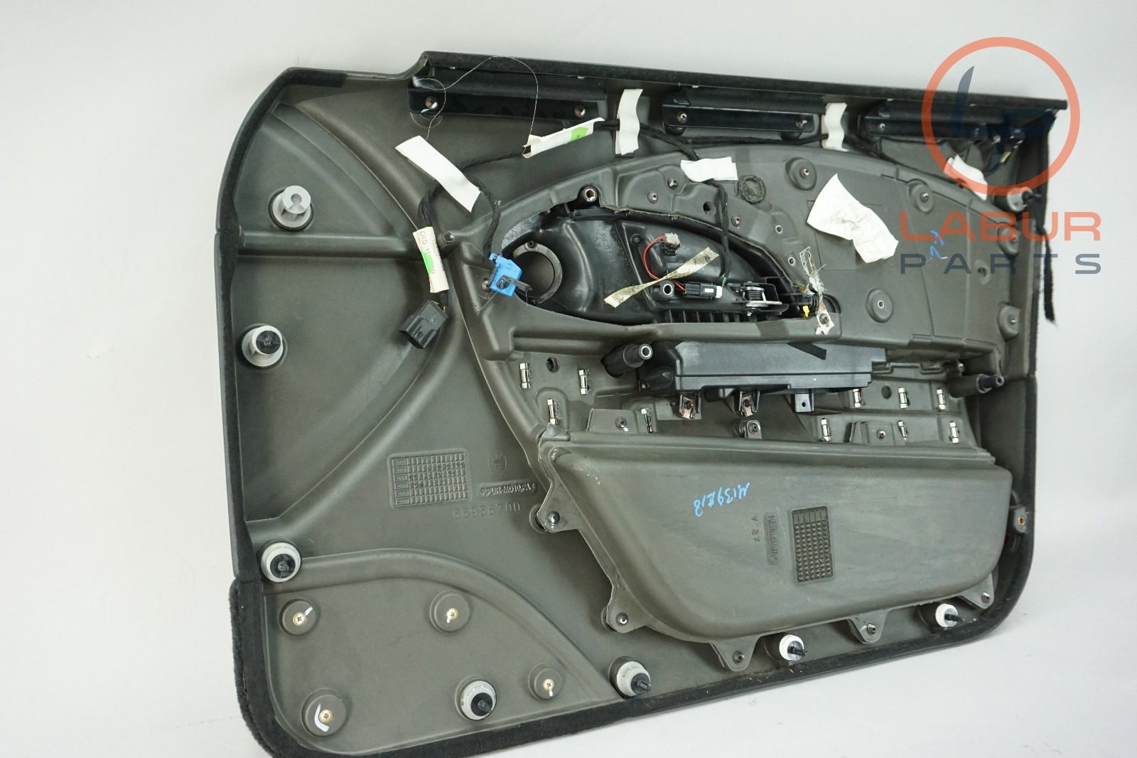 M139 03-13 Maserati Quattroporte Front Left Driver Side Door Panel Black DP491