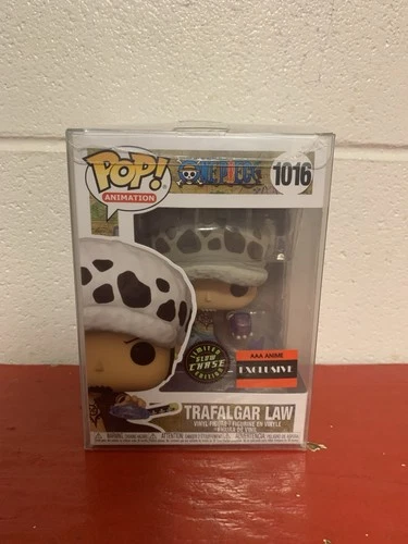 POP Animation #1016 One Piece - Trafalgar Law (AAA Anime Exclusive Glow Chase)