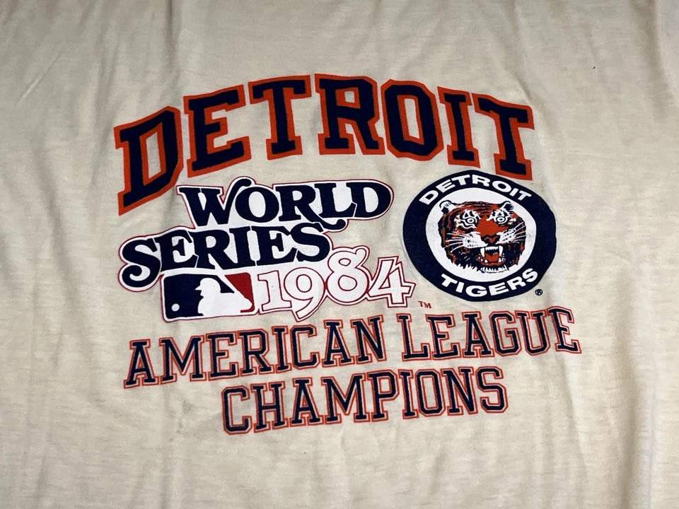 Camiseta De Colección Tigres de Detroit 1984 Campeones de la Liga Americana Puntada Única MLB Foto 3 de 4