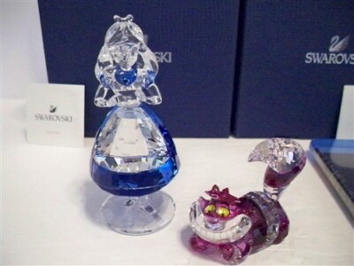 SWAROVSKI DISNEY ALICE IN WONDERLAND & CHESHIRE CAT 5135884