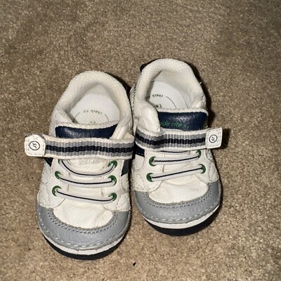 baby shoes stride rite artie Stride Rite Artie White Leather Sneakers Shoes Wide Toddler