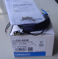 NEW OMRON E3C-S30W E3CS30W Photoelectric Switch 1pcs