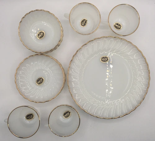 Vintage Anchor Hocking 22 K Golden Shell Luncheon Set 16 Pc NIB MCM