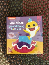 Baby Shark - Board book  Set By Pinkfong -