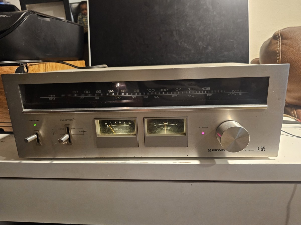 PIONEER TX-606 HI-FI STEREO TUNER AM/FM 1978 SILVER GREAT WORKING
