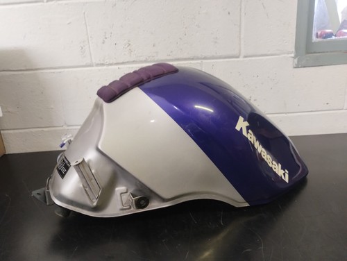 SERBATOIO BENZINA ORIGINALE KAWASAKI ZZR 600 ANNI 1997 1998 1999 2001 - Foto 9 di 22