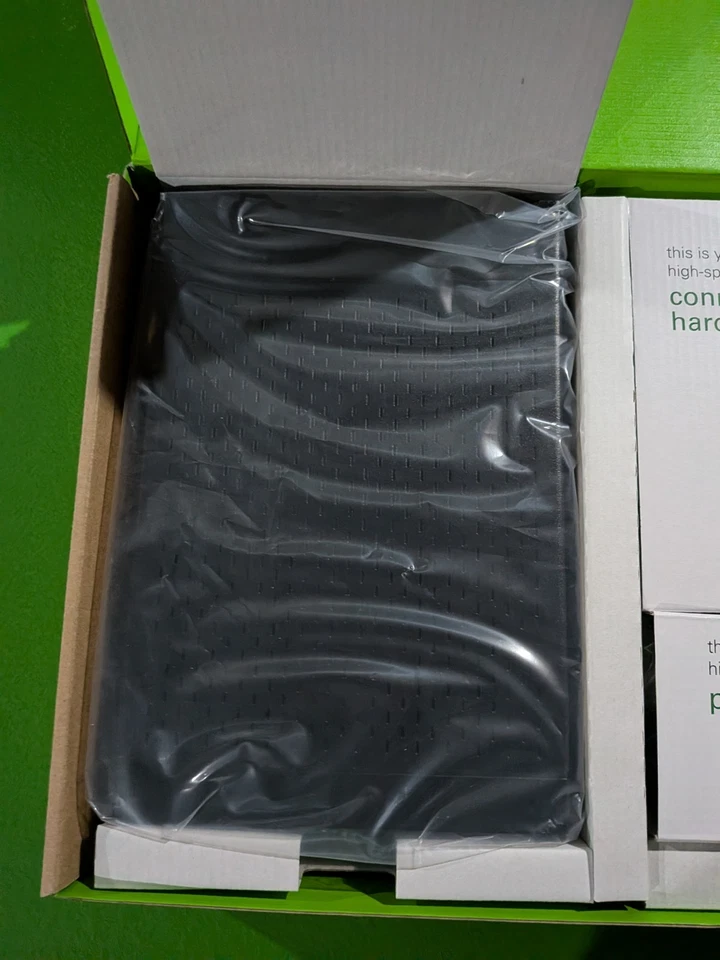 CenturyLink Zyxel C3000z DSL Router W/ AC Power Cord + Cables New Open Box  - Image 2 of 4