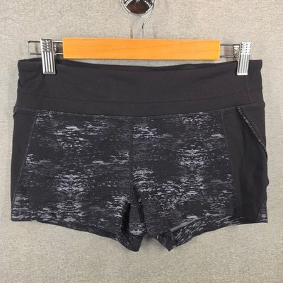 Athleta Be Free 2.0 Shorts Womens Small Black Gray Space Dye Running 964558