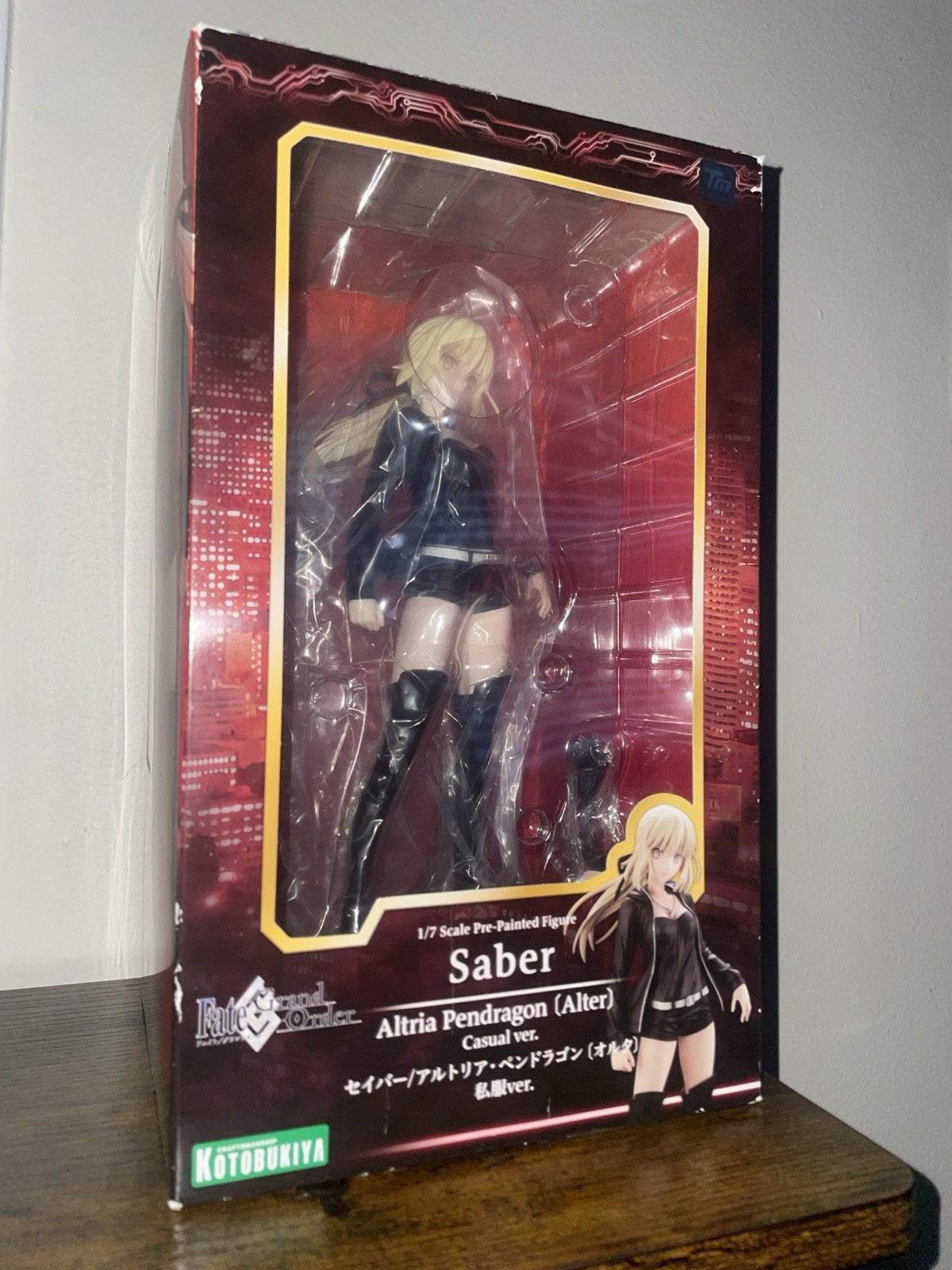 Kotobukiya - Saber Alter 1/7 Scale Casual Version PVC Figure