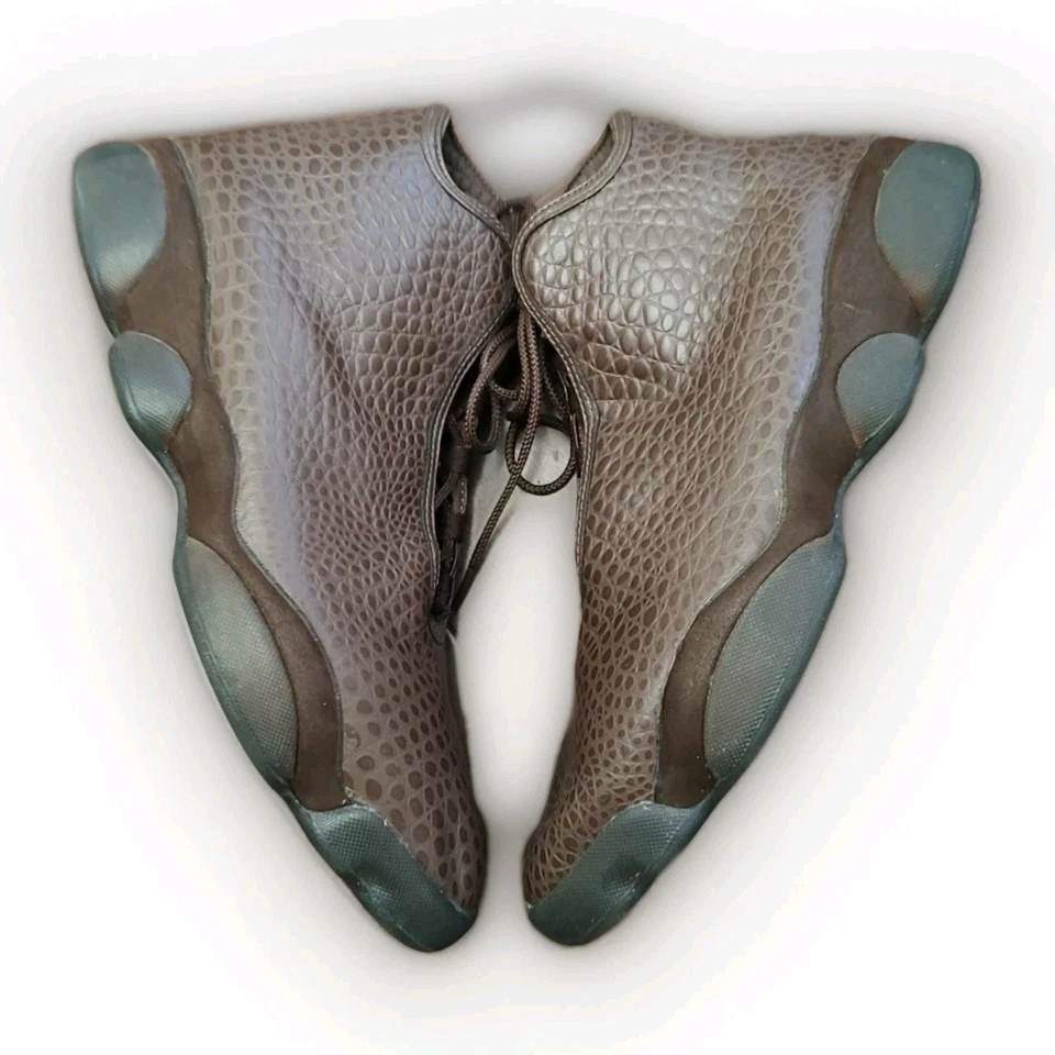 TÊNIS MASCULINO AIR JORDAN HORIZON PREMIUM ESTAMPA CROC LIFESTYLE MARROM/INFARDO 11 - Imagem 3 de 4