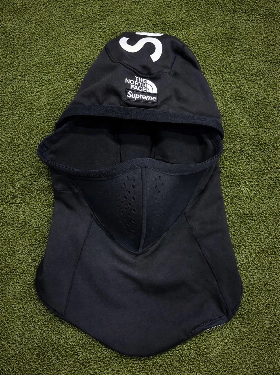 Supreme x The North Face RTG Balaclava New with Tags🔥 FREE SHIPPING✅