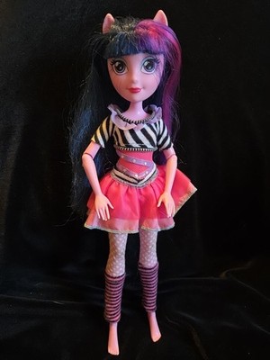 Hasbro My Little Pony Equestria Girl Classic Doll With Outfit 2017