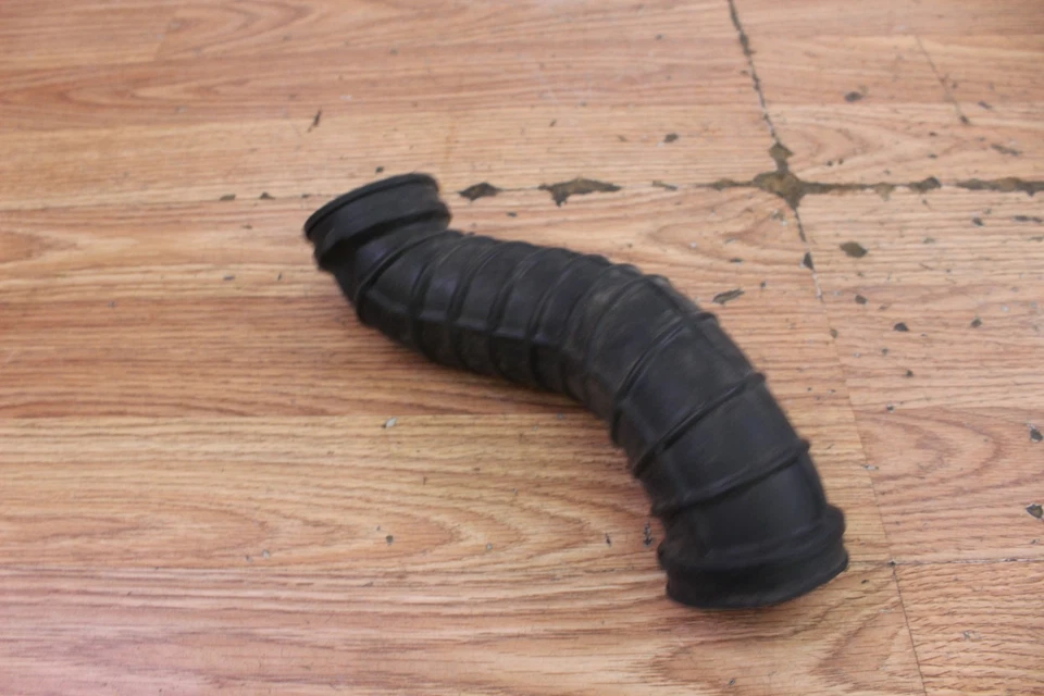 Honda ATC 250SX 250 SX 1985 tubo de admisión de aire manguera adaptador a caja de aire Foto 2 de 4