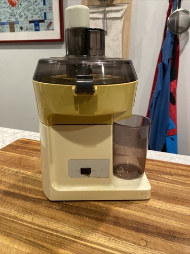 Vtg 1980's Waring Juice Extractor Juicer Mustard Yellow Appliance - Picture 3 of 6