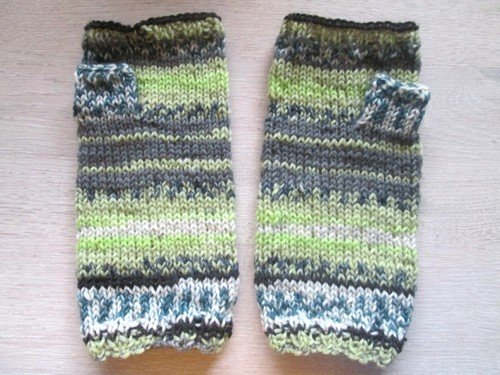 Handstulpen/Pulswärmer aus 6 fach Sockenwolle Große M mit Daumen