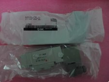 1pcs New SMC solenoid valve SY7120-5DD-02