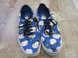 vans floral roses