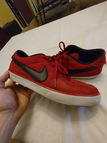 nike mavrk low